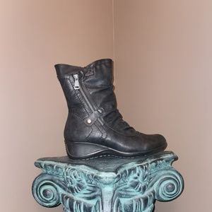 MANATHAN Women's Boots